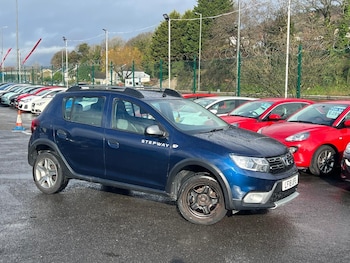 Used Dacia Sandero Stepway 2018 for sale - 77476851: Photo