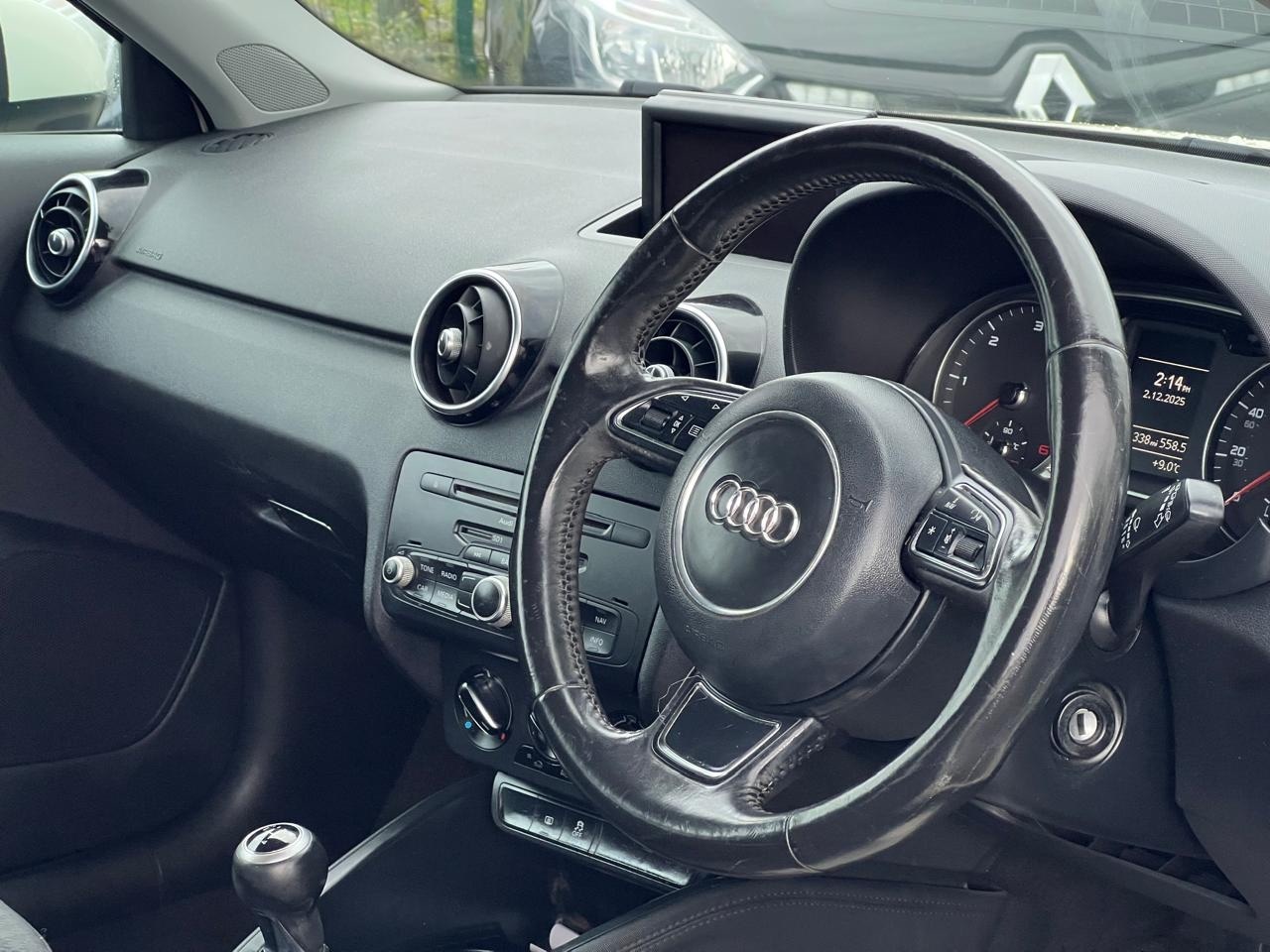 Used Audi A1 2011 for sale - 76807336: Photo 16
