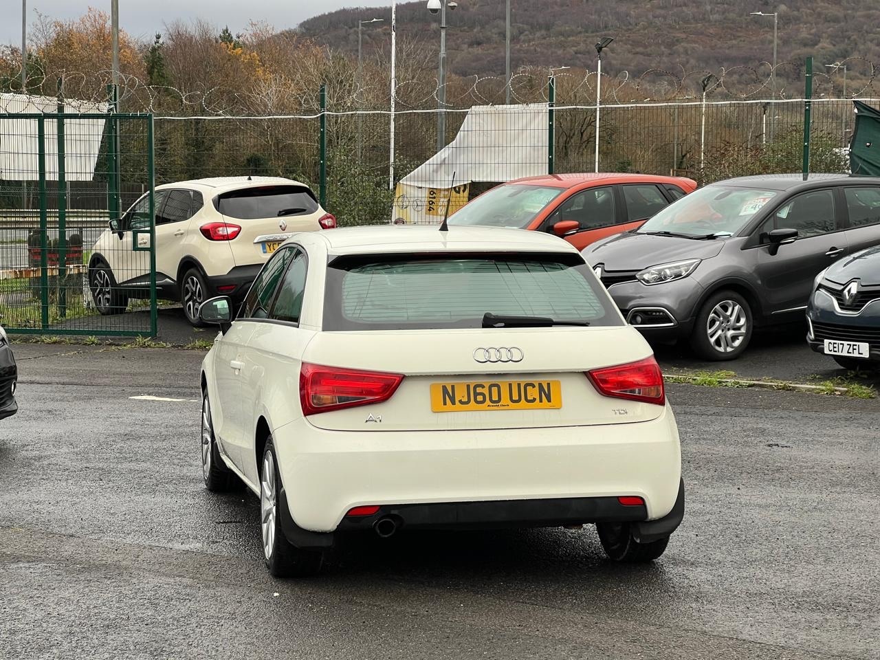 Used Audi A1 2011 for sale - 76807336: Photo 7