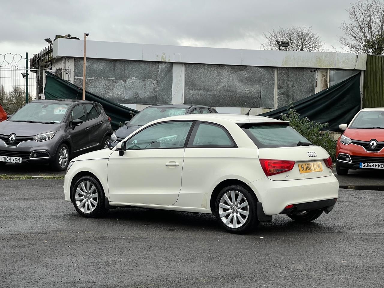 Used Audi A1 2011 for sale - 76807336: Photo 8
