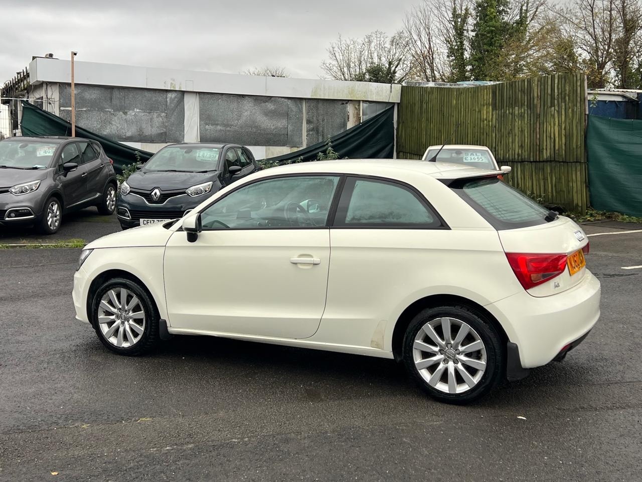 Used Audi A1 2011 for sale - 76807336: Photo 9