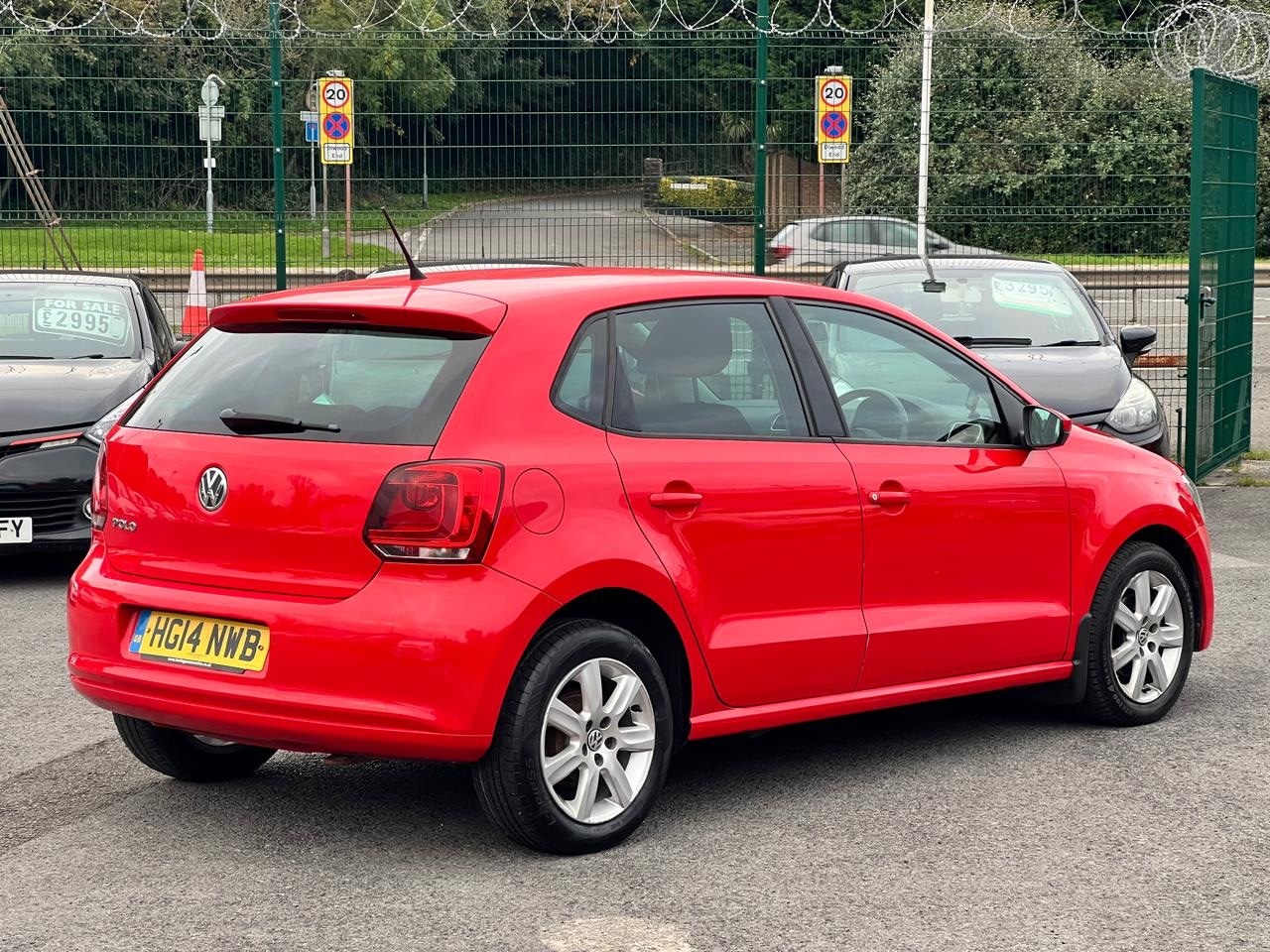 Used Volkswagen Polo 2014 for sale - 77062240: Photo 4