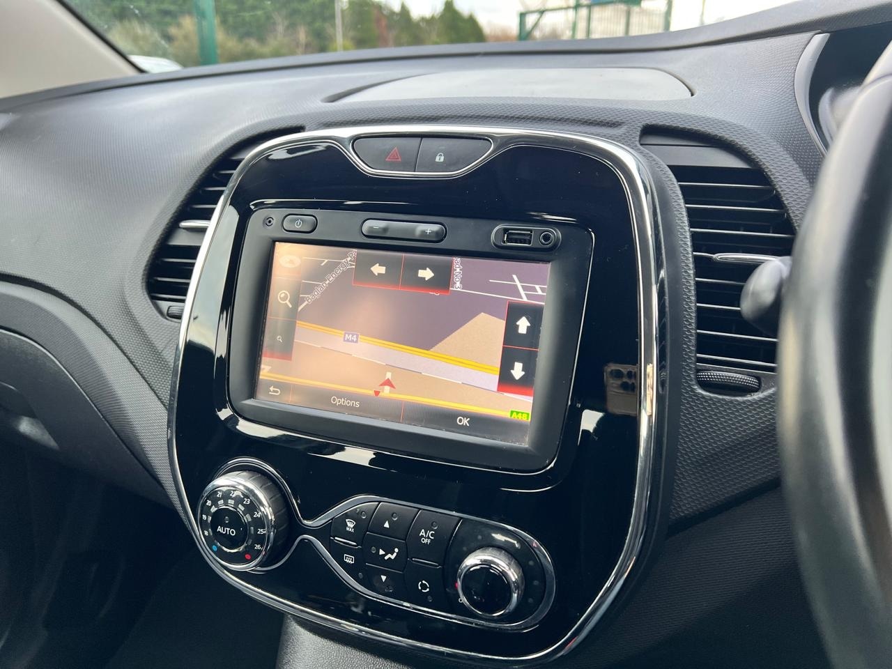 Used Renault Captur 2017 for sale - 77420607: Photo 18