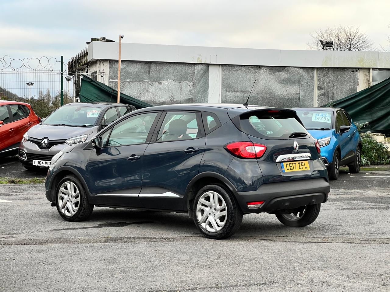 Used Renault Captur 2017 for sale - 77420607: Photo 8