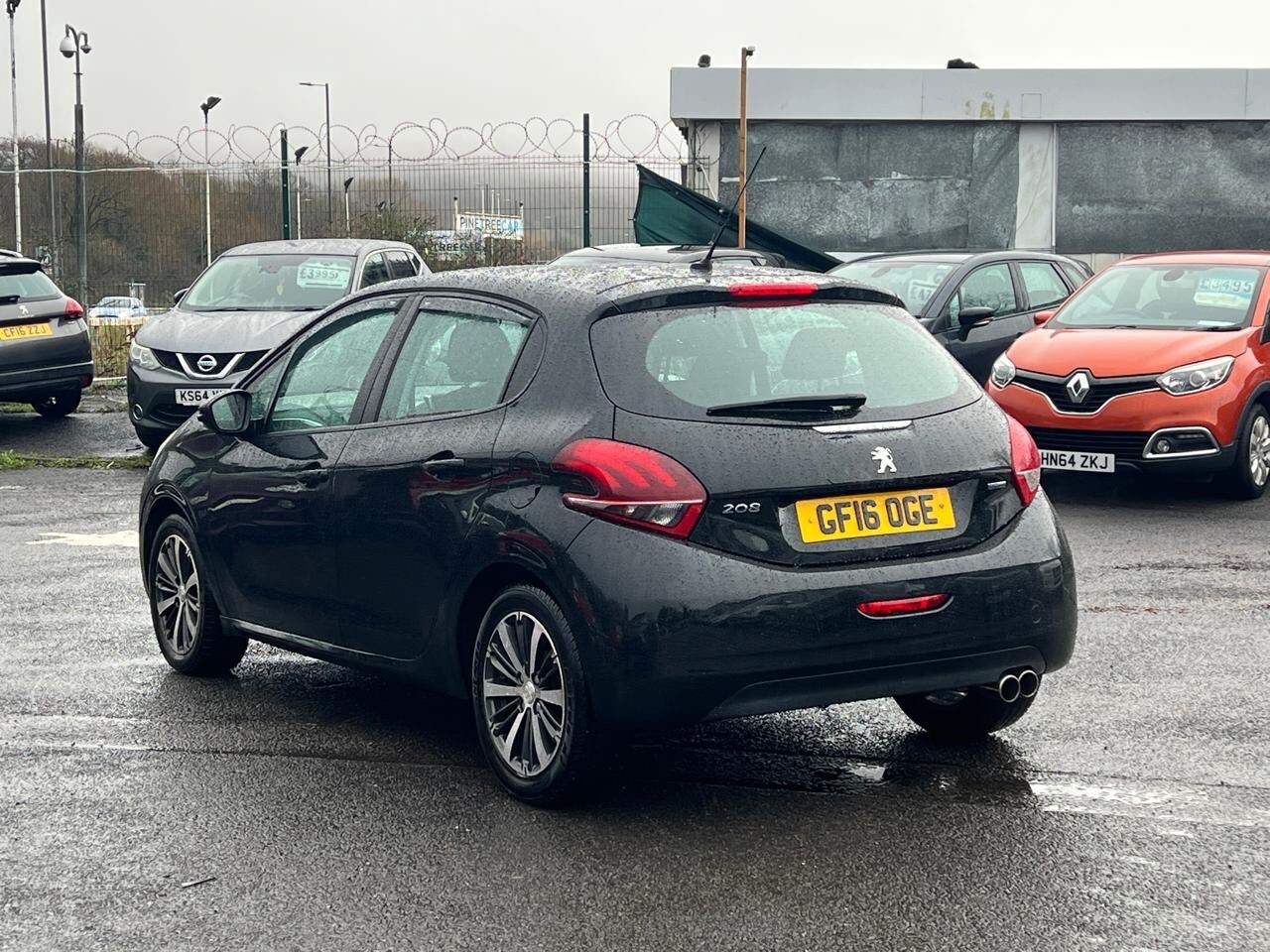 Used Peugeot 208 2016 for sale - 77570453: Photo 9