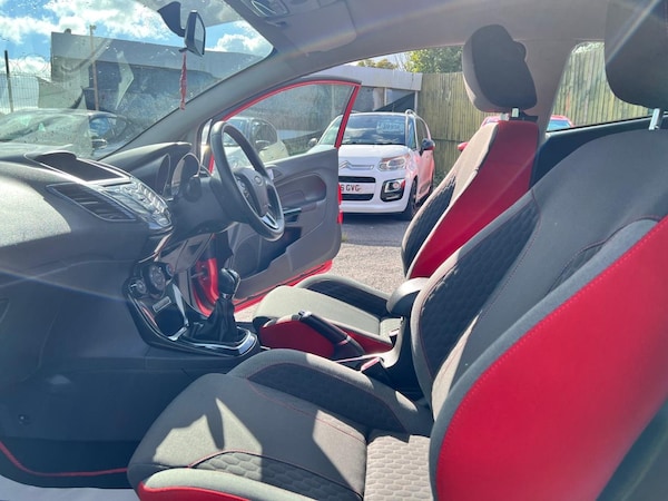 Used Ford Fiesta 2014 for sale - 76090813: Photo 19