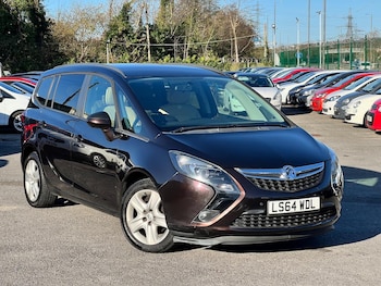 2014 (64) - 1.4T Exclusiv 5dr