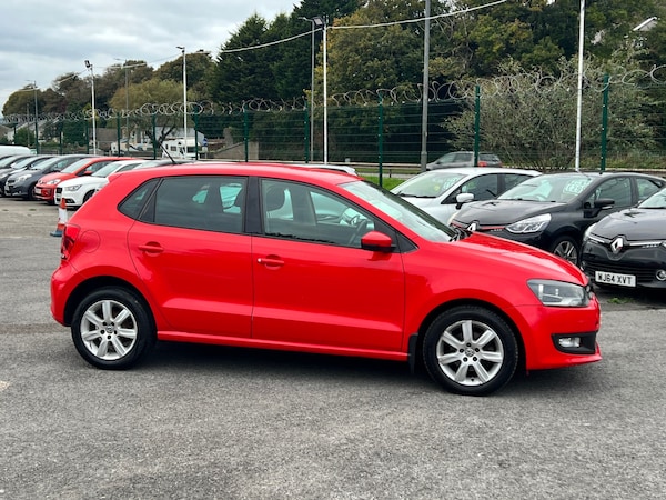 Used Volkswagen Polo 2014 for sale - 76252451: Photo 2