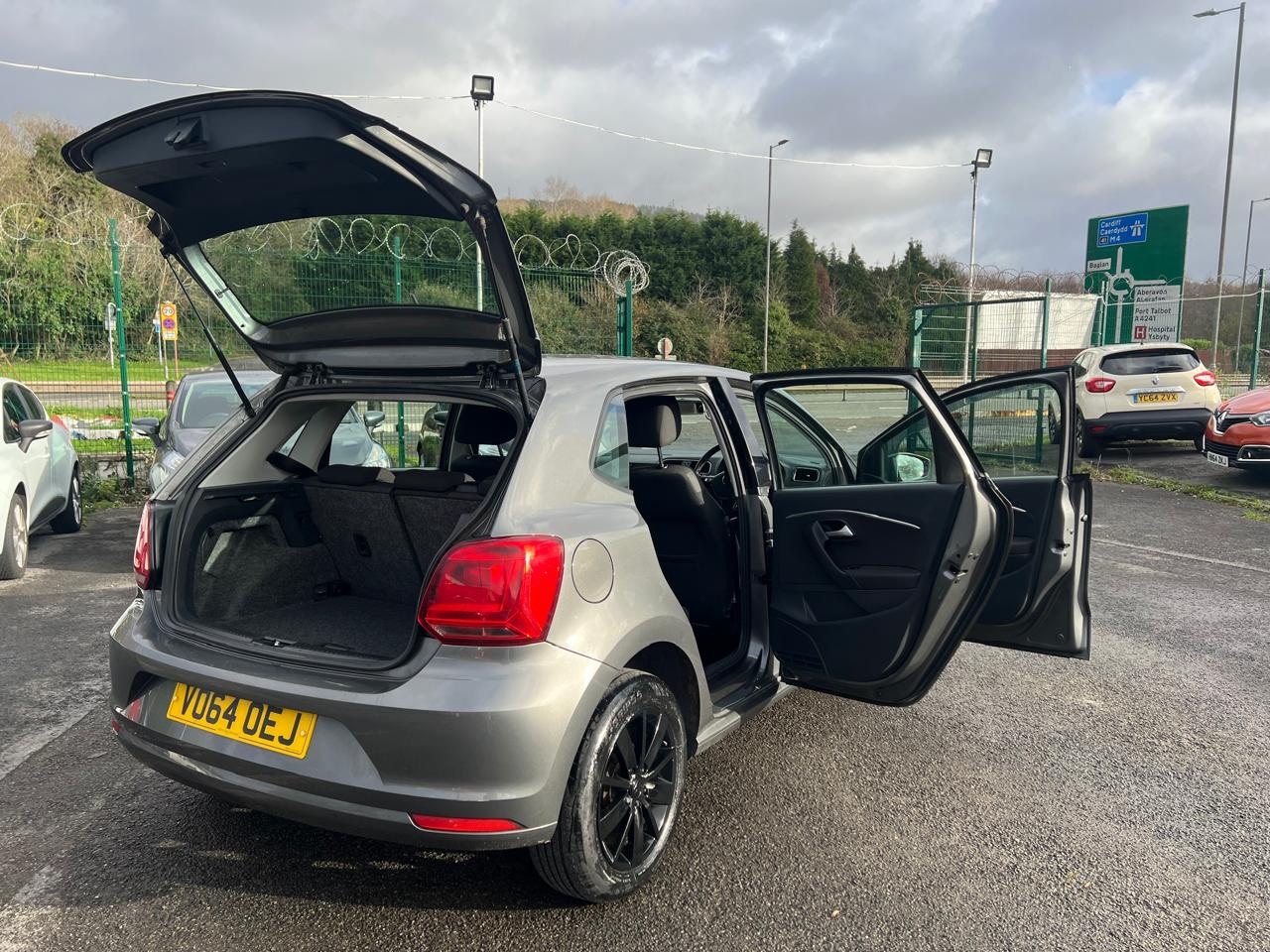 Used Volkswagen Polo 2014 for sale - 76931478: Photo 20