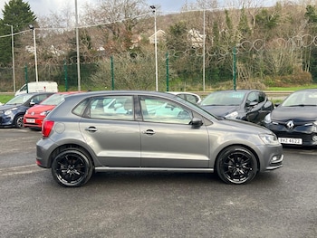 Used Volkswagen Polo 2014 for sale - 76931478: Photo