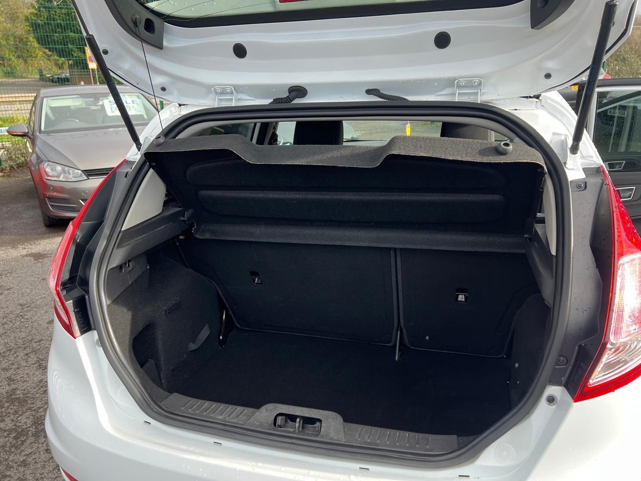 Used Ford Fiesta 2015 for sale - 77363887: Photo 22