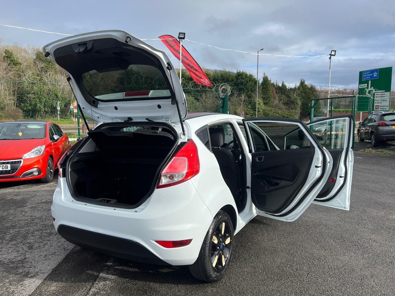 Used Ford Fiesta 2015 for sale - 77363887: Photo 26