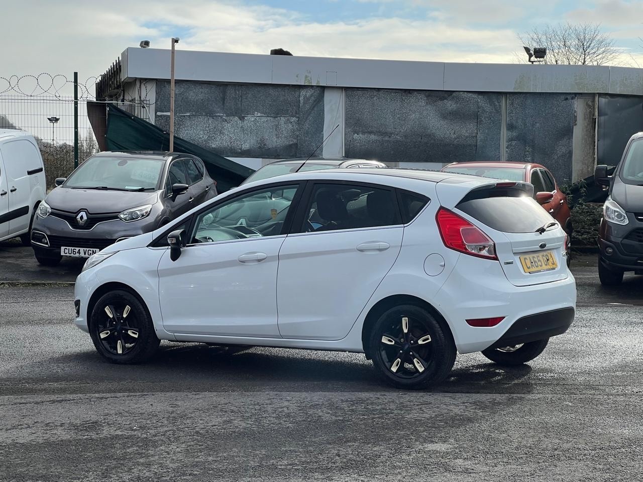 Used Ford Fiesta 2015 for sale - 77363887: Photo 9