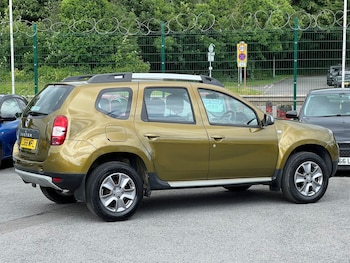Used Dacia Duster 2016 for sale - 79353453: Photo