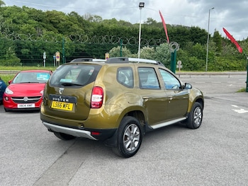 Used Dacia Duster 2016 for sale - 79353453: Photo