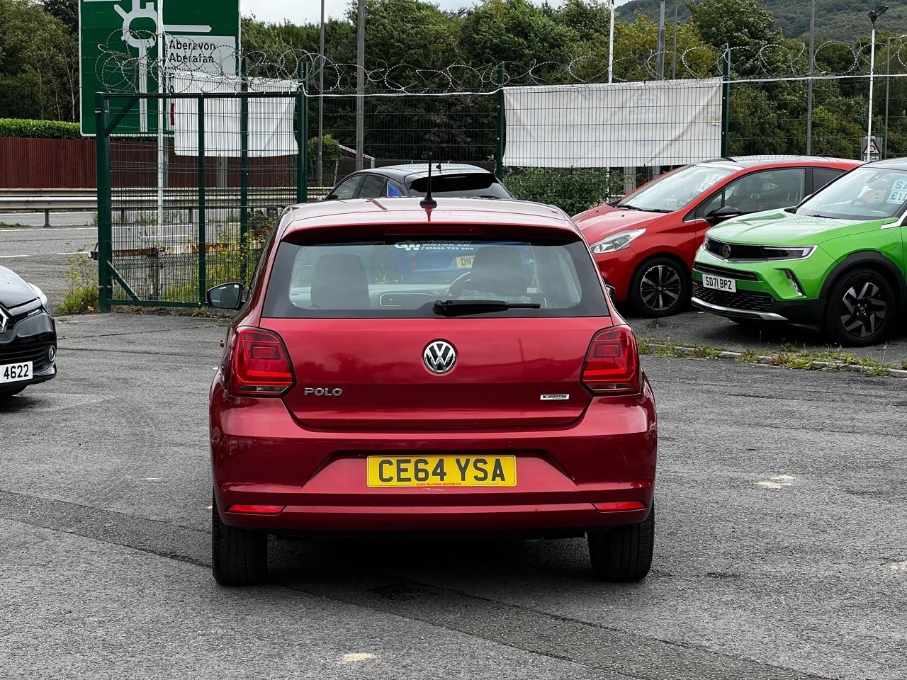 Used Volkswagen Polo 2014 for sale - 76340670: Photo 3