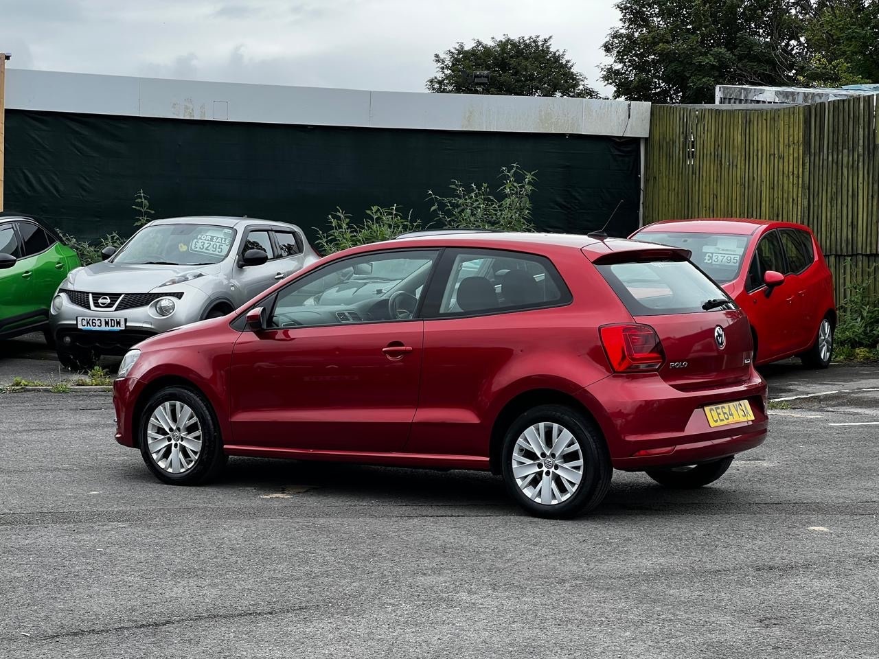 Used Volkswagen Polo 2014 for sale - 76340670: Photo 5