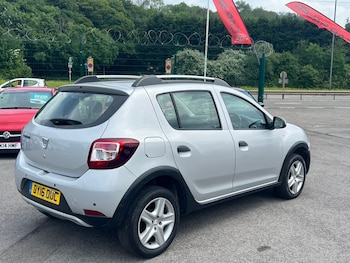 Used Dacia Sandero Stepway 2016 for sale - 79320949: Photo