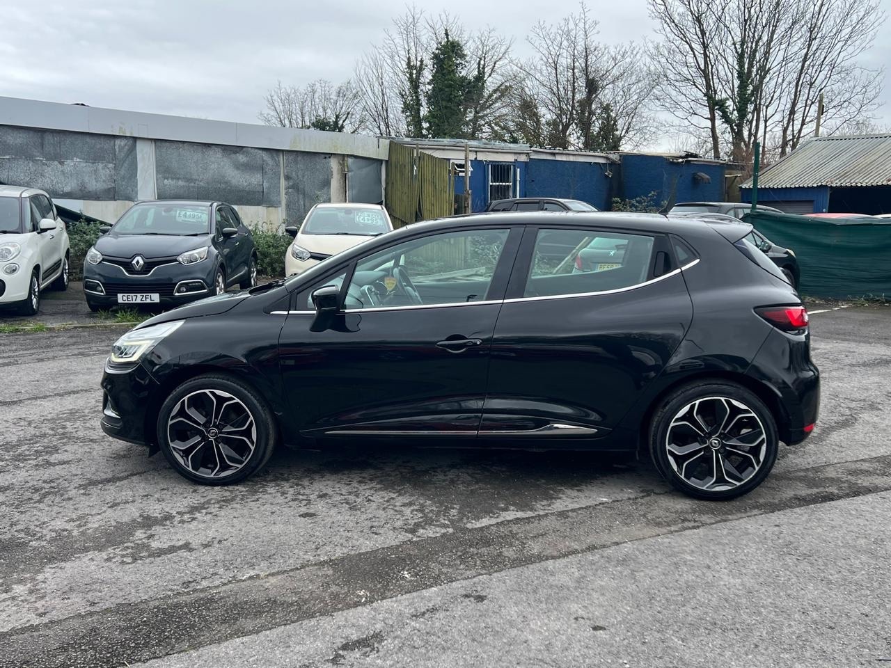 Used Renault Clio 2017 for sale - 78165593: Photo 10