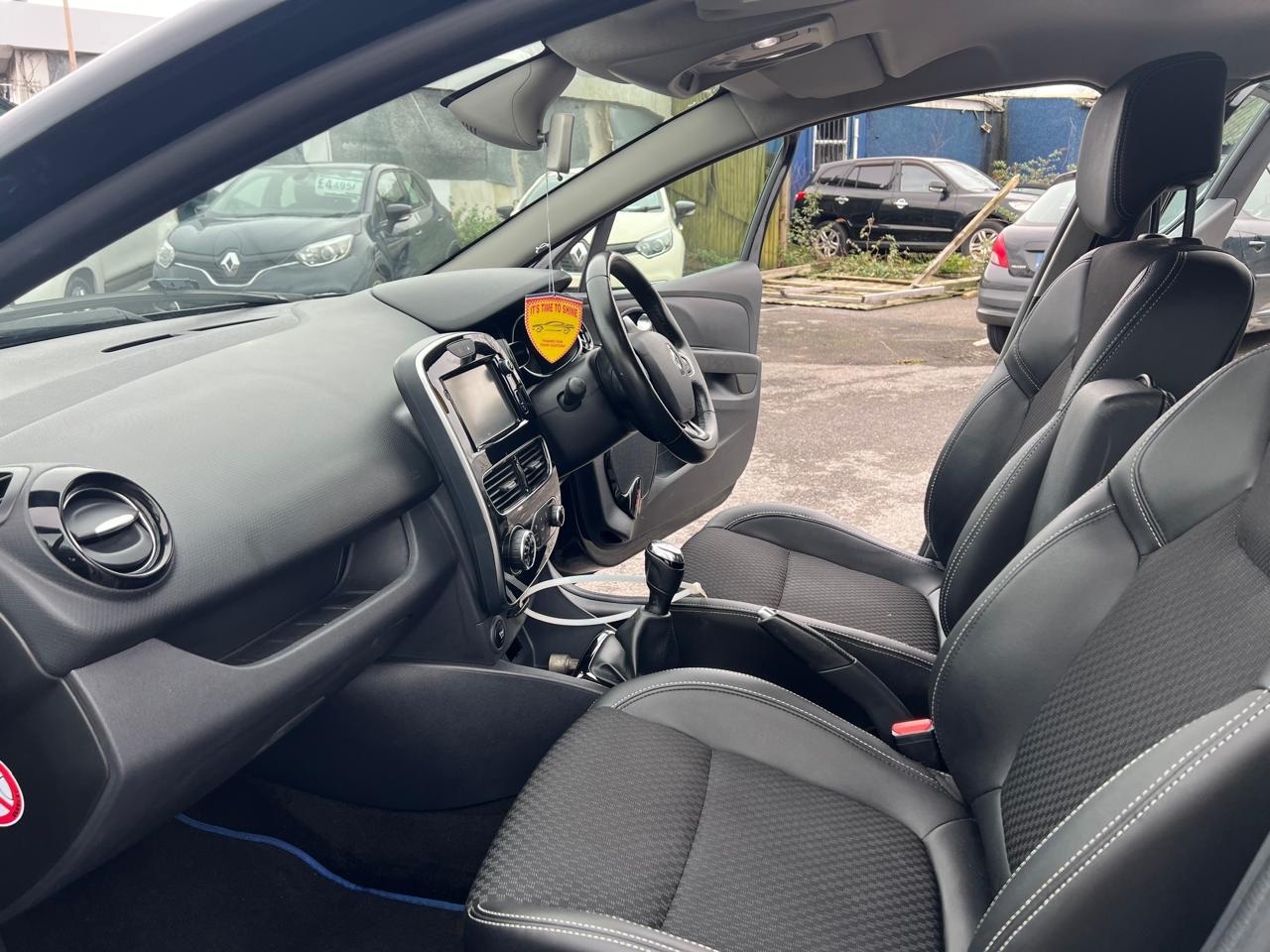 Used Renault Clio 2017 for sale - 78165593: Photo 17