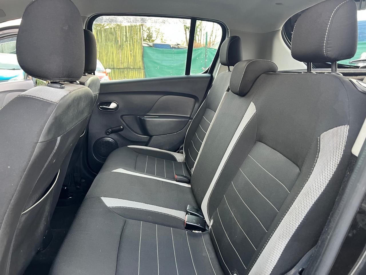 Used Dacia Sandero Stepway 2017 for sale - 77450805: Photo 17