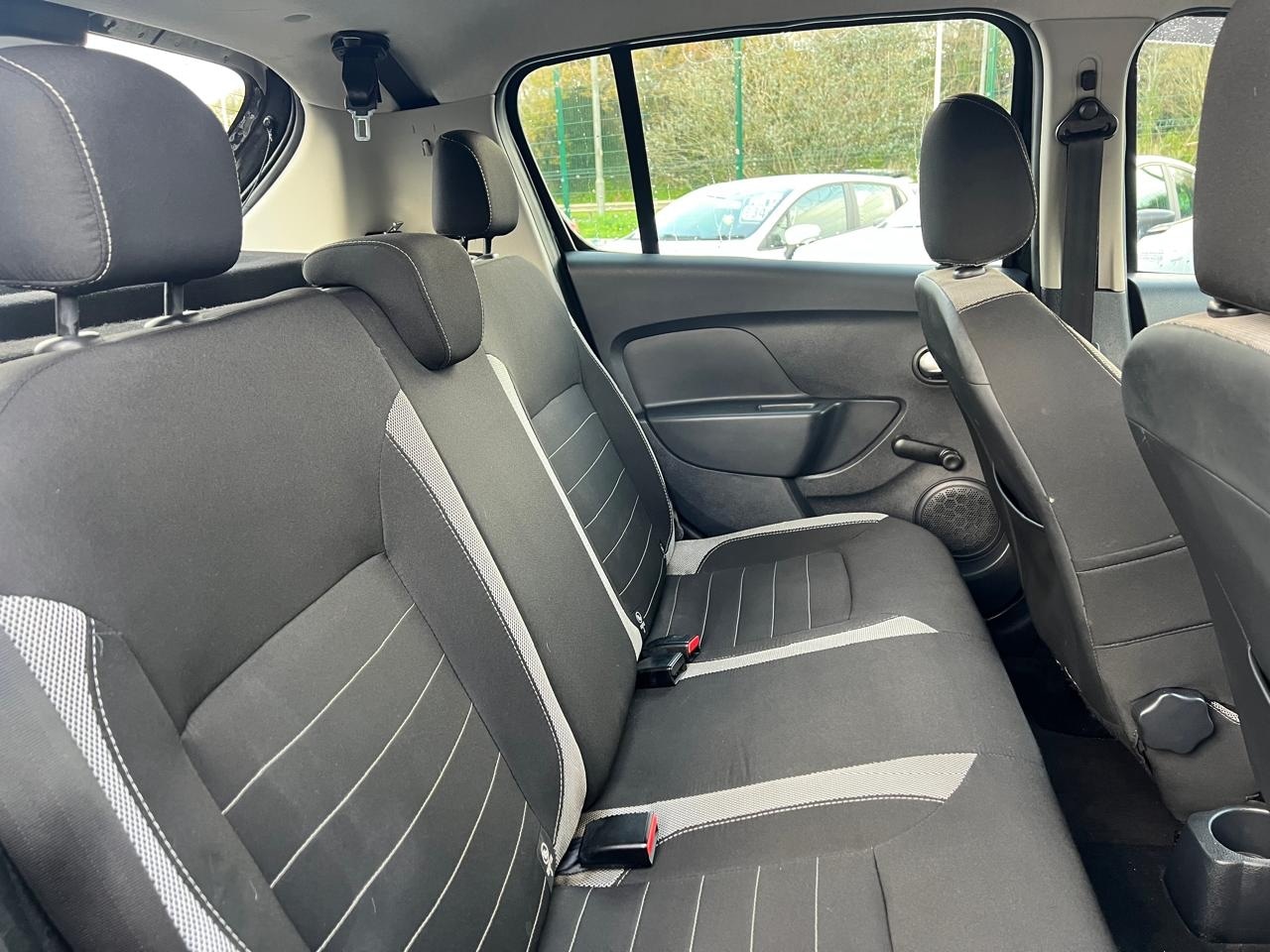 Used Dacia Sandero Stepway 2017 for sale - 77450805: Photo 18