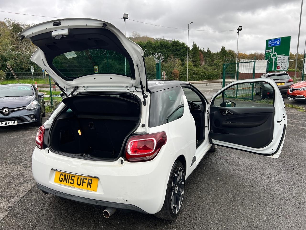 Used Citroen DS3 2015 for sale - 78067805: Photo 21