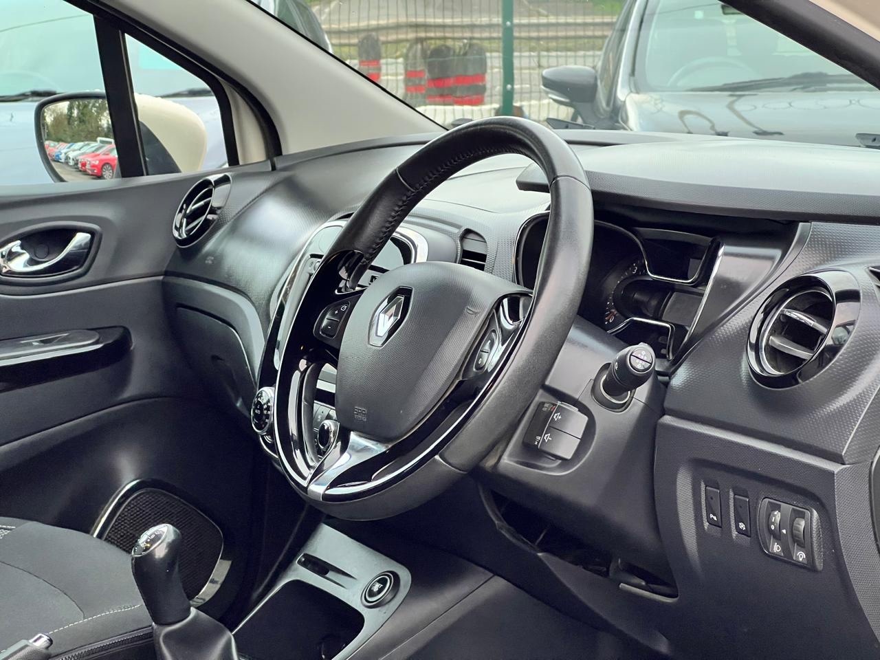 Used Renault Captur 2014 for sale - 76969437: Photo 14