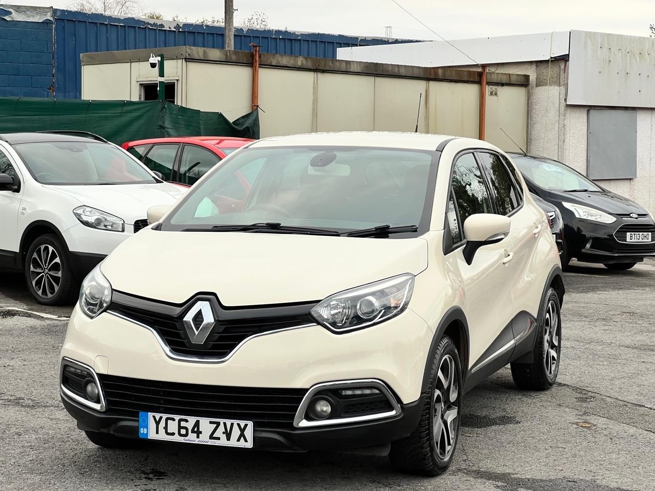 Used Renault Captur 2014 for sale - 76969437: Photo 9