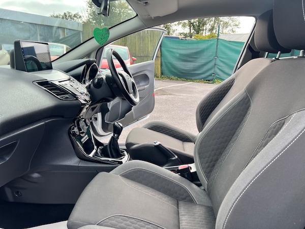 Used Ford Fiesta 2016 for sale - 76233855: Photo 12
