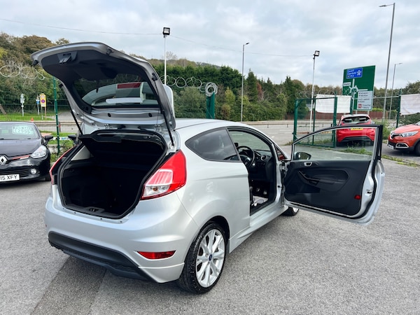 Used Ford Fiesta 2016 for sale - 76233855: Photo 15
