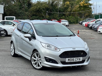 2016 (16) - 1.0 EcoBoost 125 Zetec S 3dr