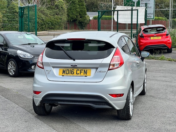 Used Ford Fiesta 2016 for sale - 76233855: Photo 5