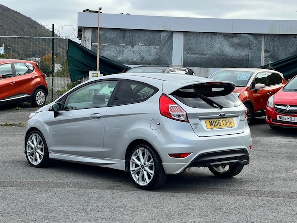 Used Ford Fiesta 2016 for sale - 76233855: Photo 6