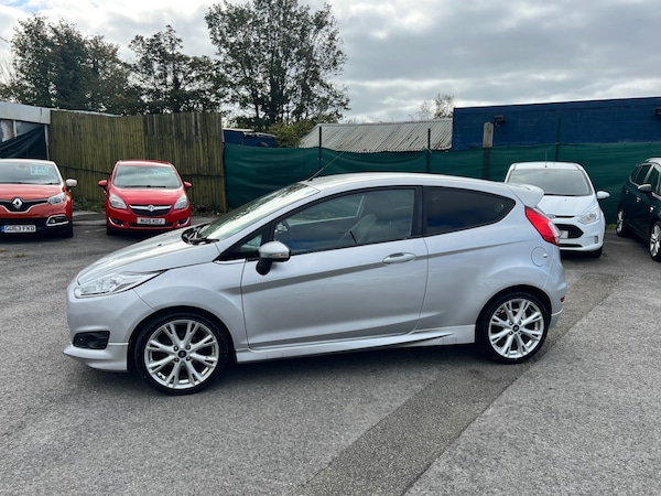 Used Ford Fiesta 2016 for sale - 76233855: Photo 7
