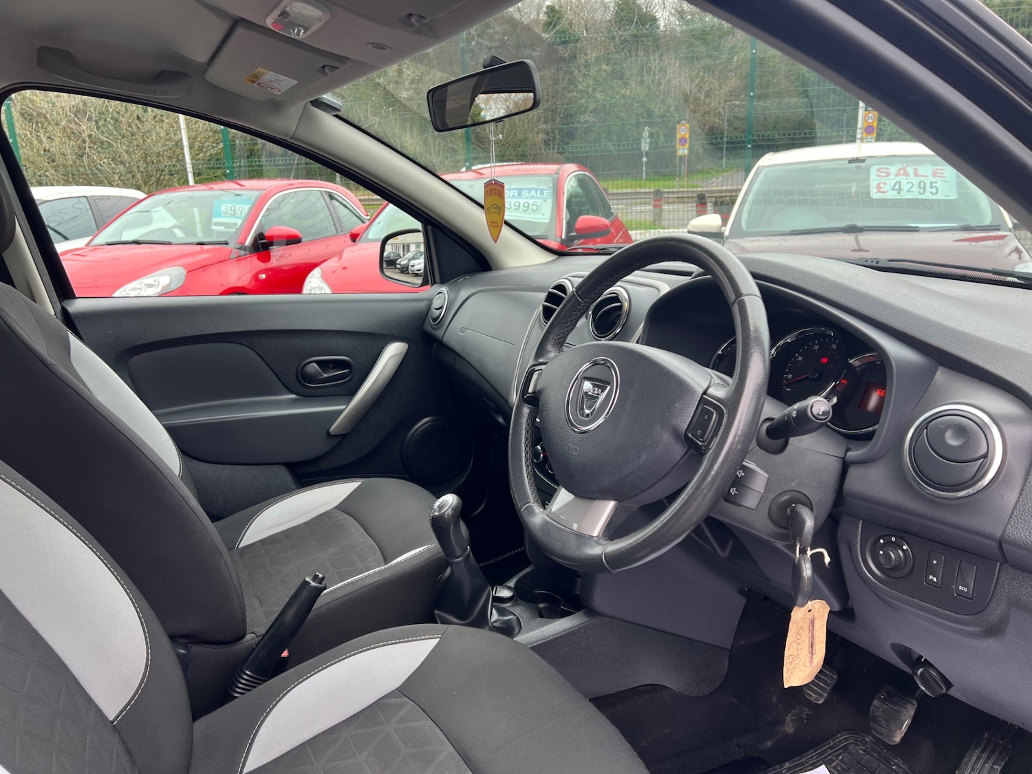 Used Dacia Sandero Stepway 2015 for sale - 77607216: Photo 13