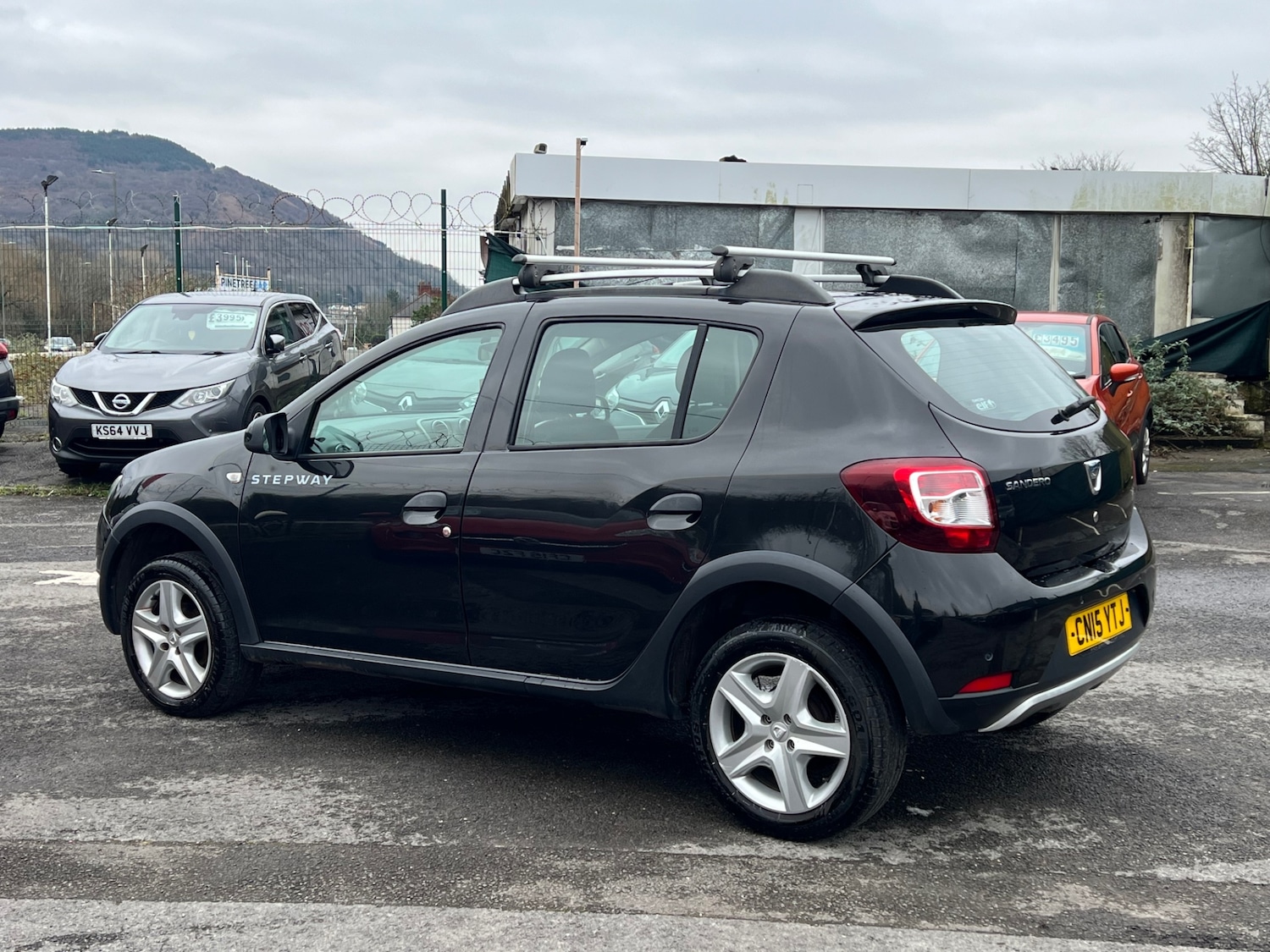 Used Dacia Sandero Stepway 2015 for sale - 77607216: Photo 8