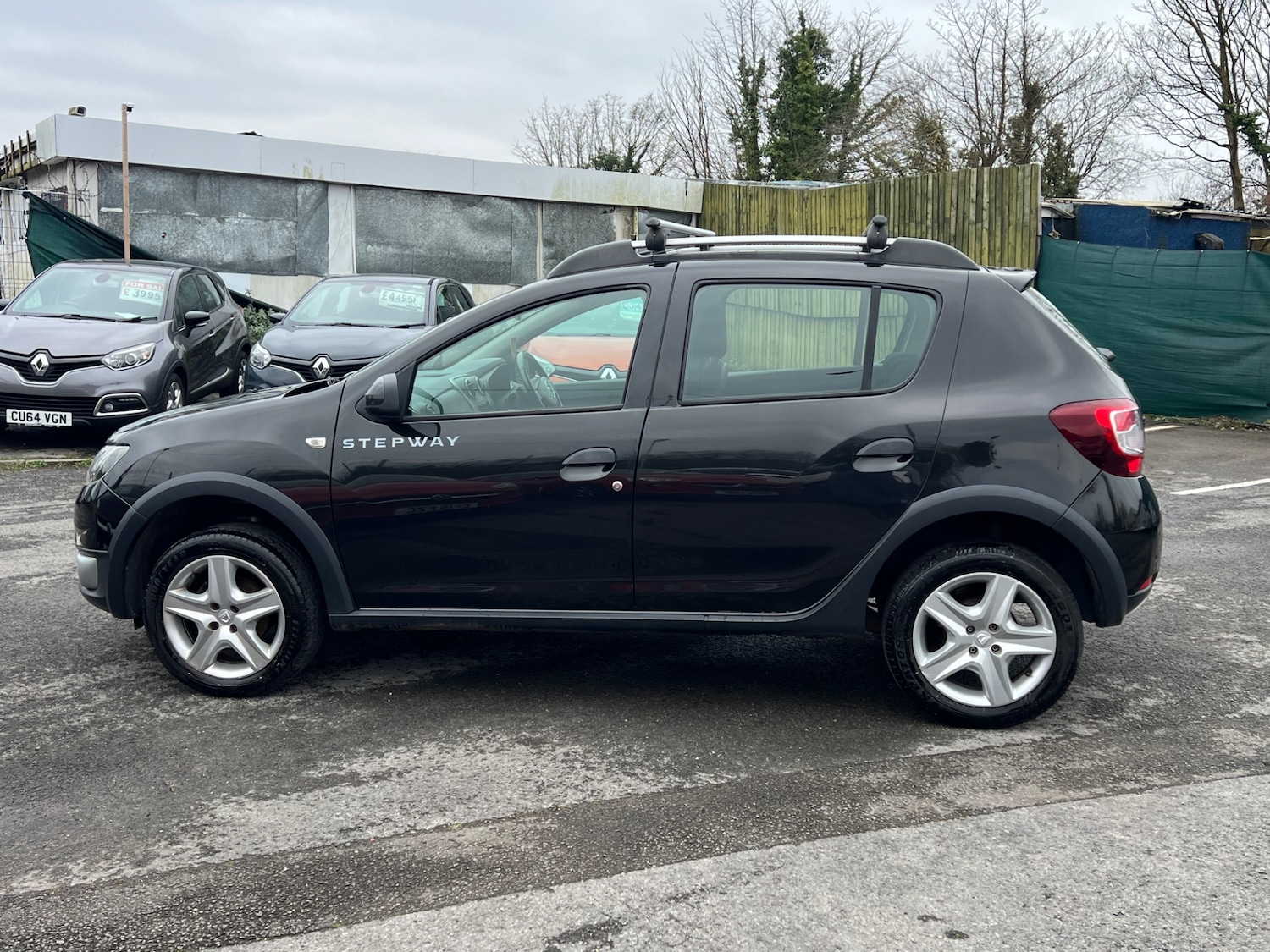 Used Dacia Sandero Stepway 2015 for sale - 77607216: Photo 9