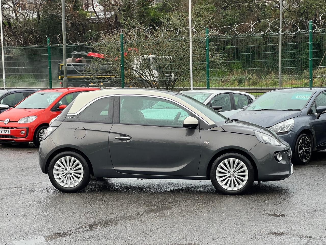 Used Vauxhall ADAM 2013 for sale - 76969825: Photo 3