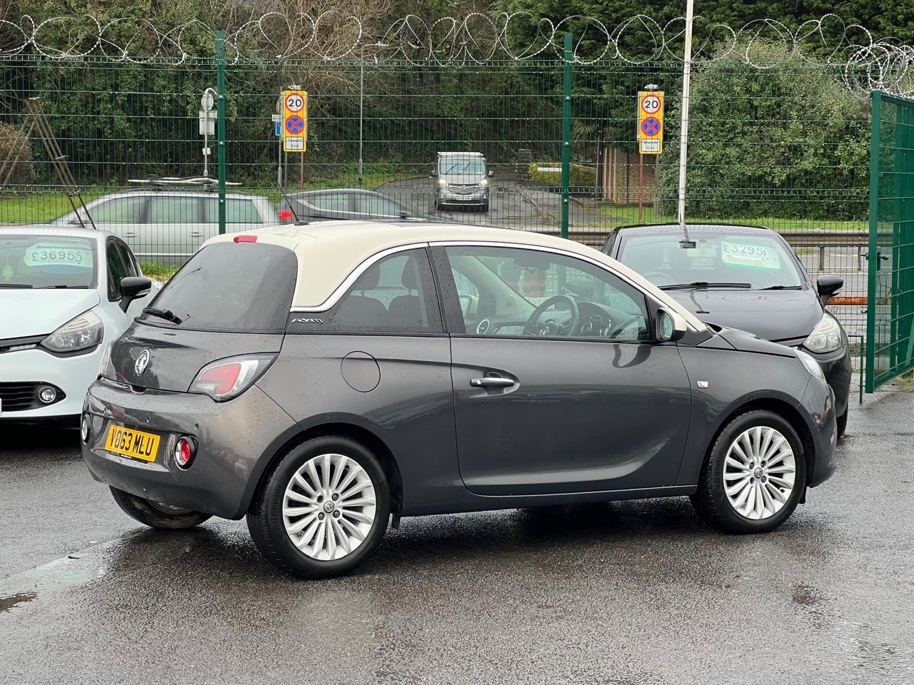 Used Vauxhall ADAM 2013 for sale - 76969825: Photo 4