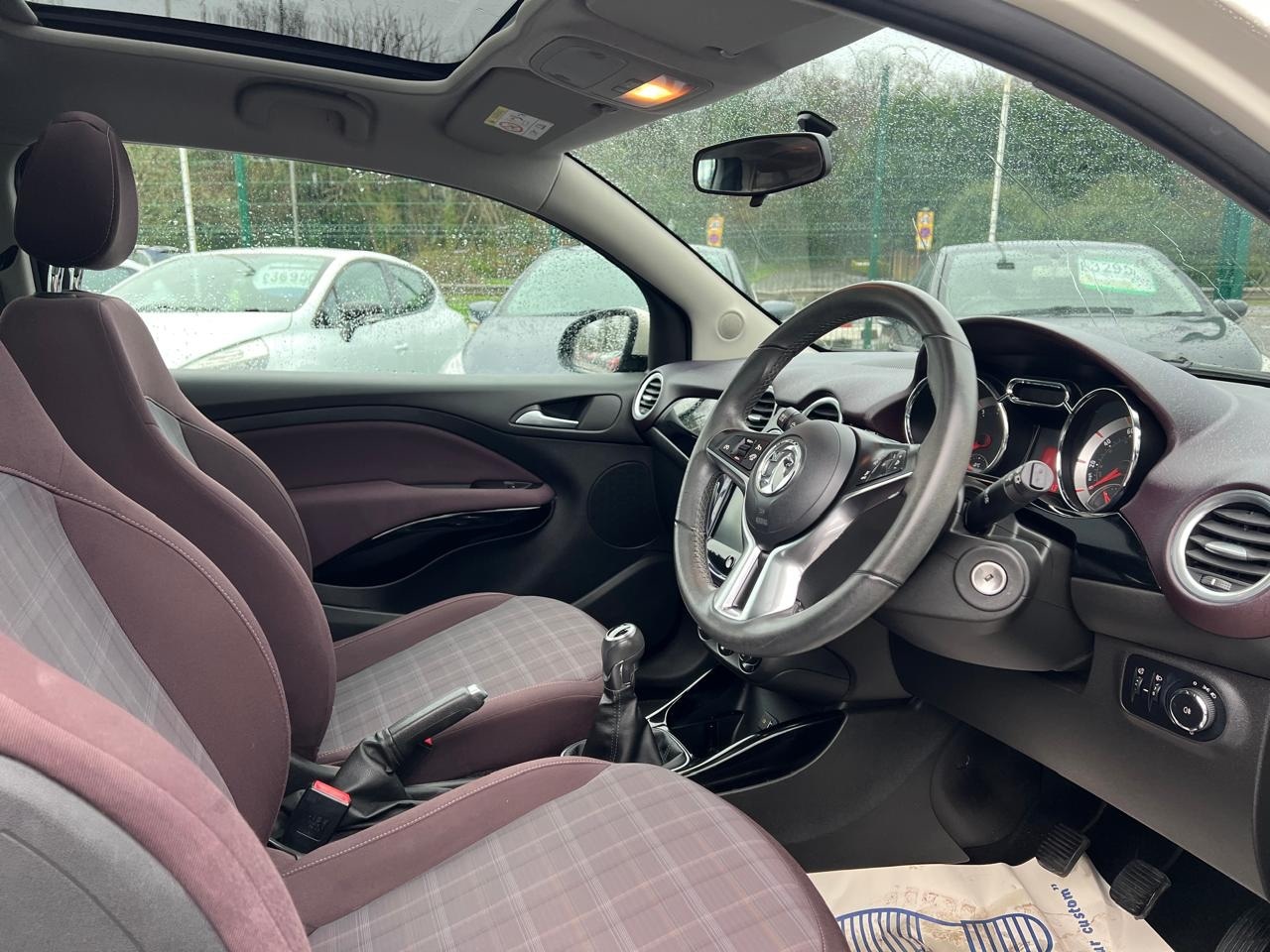 Used Vauxhall ADAM 2013 for sale - 76969825: Photo 9