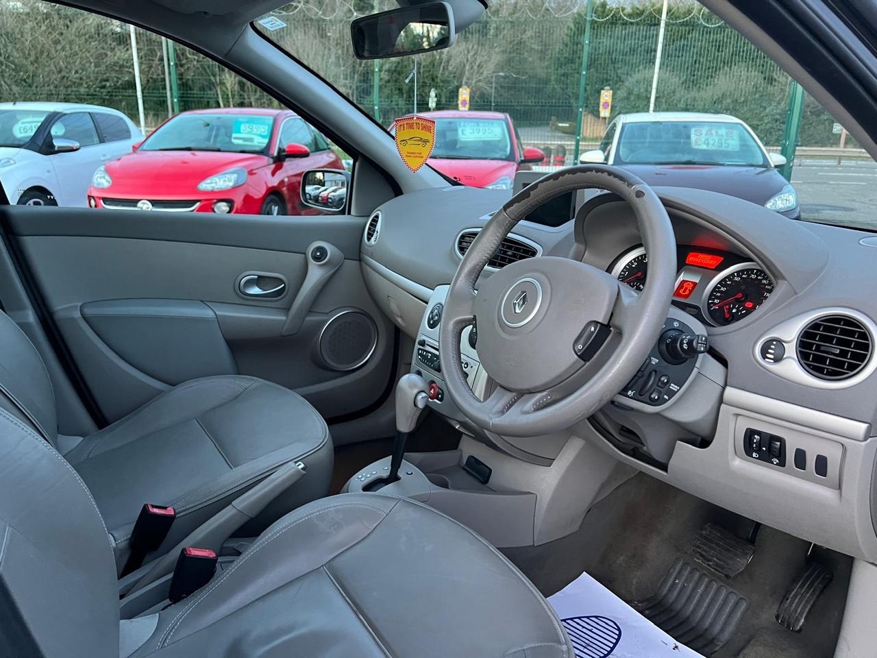 Used Renault Clio 2009 for sale - 77789693: Photo 13