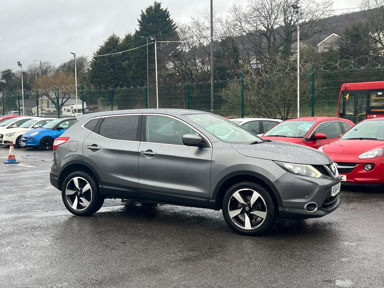 Used Nissan Qashqai 2015 for sale - 77462075: Photo 4