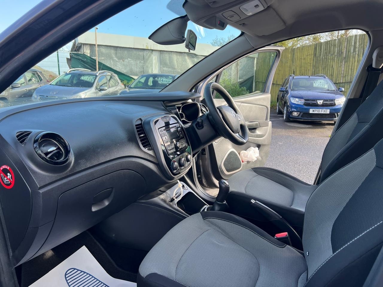 Used Renault Captur 2016 for sale - 78223232: Photo 16