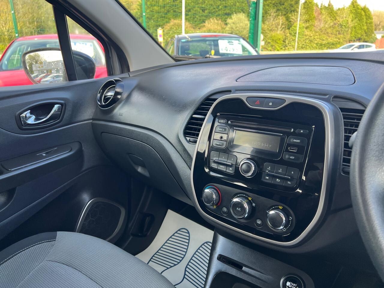 Used Renault Captur 2016 for sale - 78223232: Photo 21