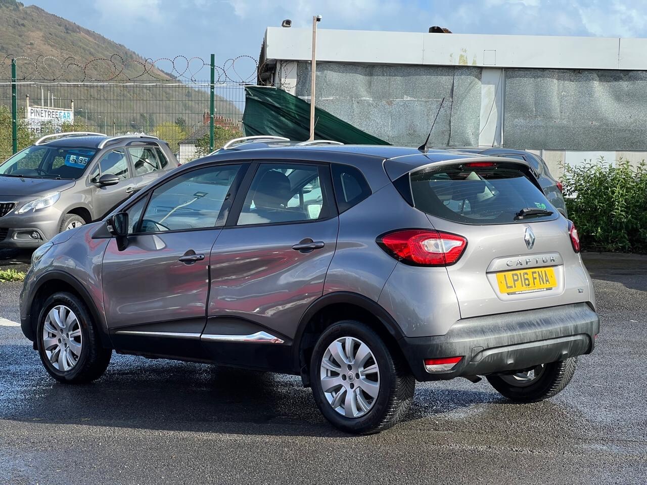 Used Renault Captur 2016 for sale - 78223232: Photo 8