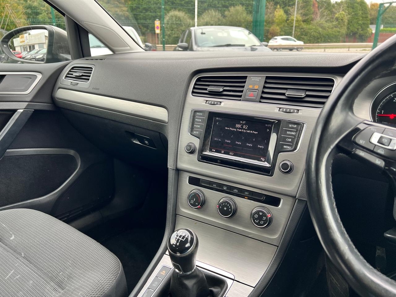 Used Volkswagen Golf 2014 for sale - 76877888: Photo 18