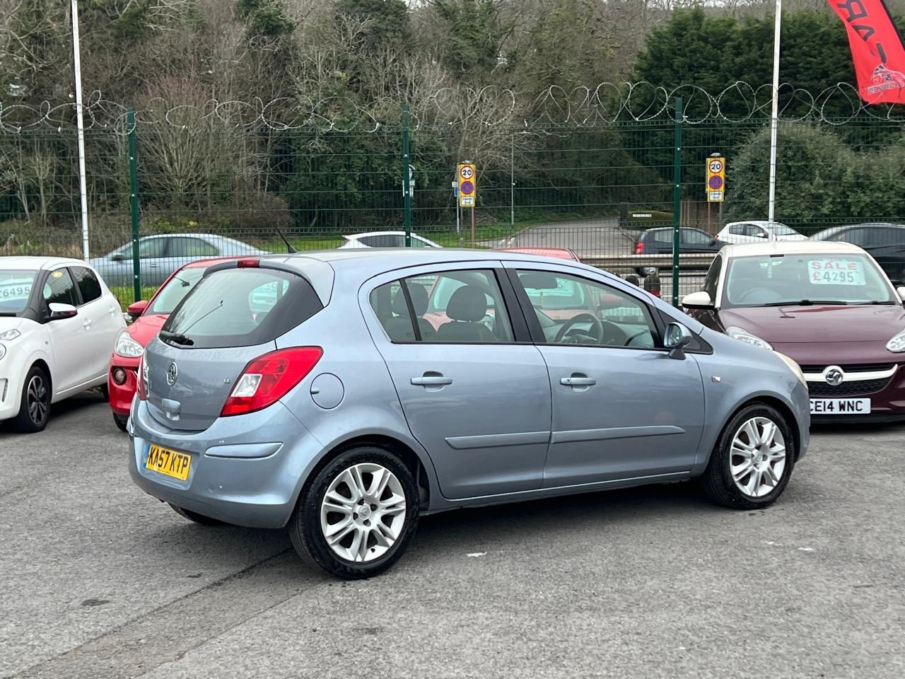 Used Vauxhall Corsa 2007 for sale - 77688113: Photo 5