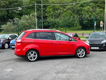 Used Ford Grand C-Max 2013 for sale - 79368925: Photo