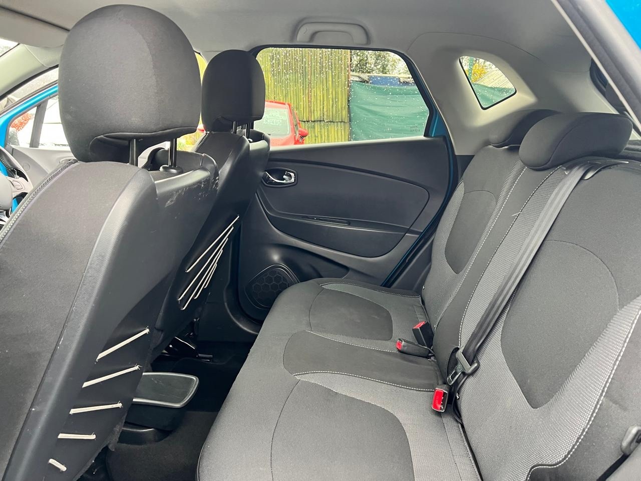 Used Renault Captur 2015 for sale - 76491841: Photo 15